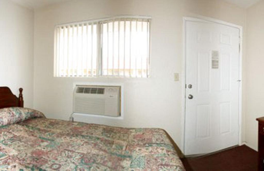 Sunset Inn&Suites West Sacramento Quarto foto