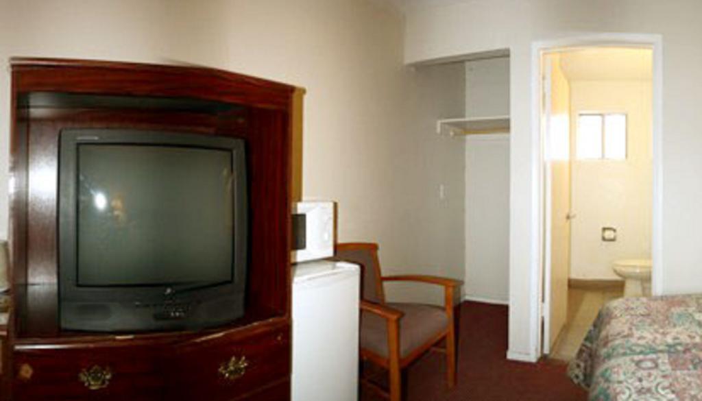 Sunset Inn&Suites West Sacramento Quarto foto