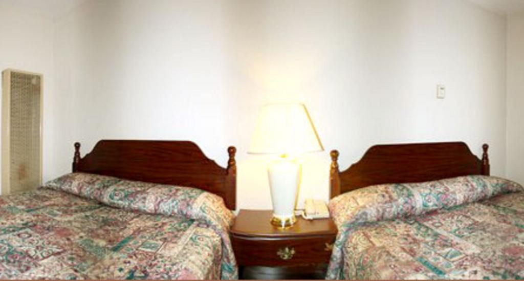 Sunset Inn&Suites West Sacramento Quarto foto